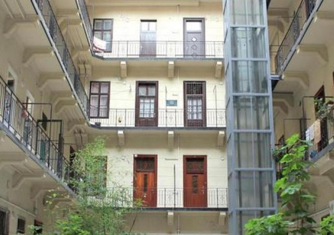 Lola Apartment Budapest Esterno foto